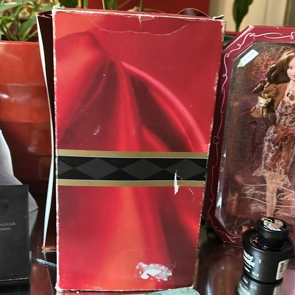 Winter Splendor Barbie - Never Removed from Box - Picture 12 of 13